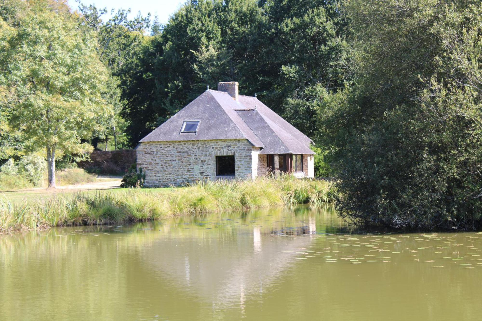 Chateau De Lannouan Landévant Exterior photo