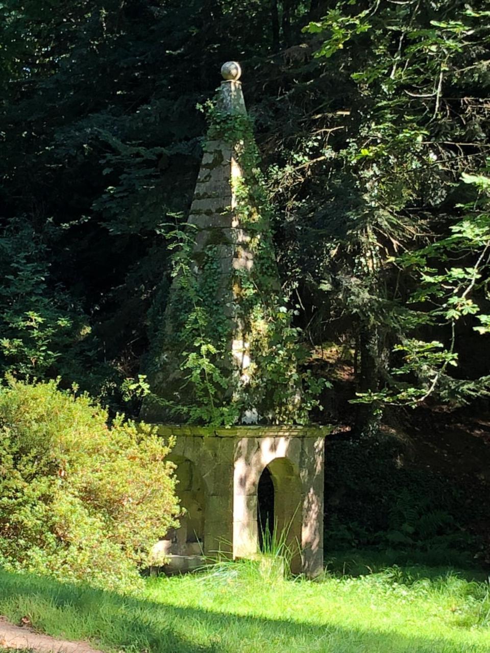 Chateau De Lannouan Landévant Exterior photo